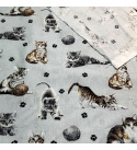Bavlnená látka vzor čierne mini mačky na sv. šedom podklade, metráž 160 cm 