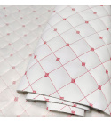 Ekoskóra MIX 3x3 cm, kolor Biały pikowana Czerwoną nicią 145 cm 