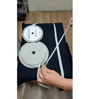 Zip elastický 30 mm barva bílá, metráž