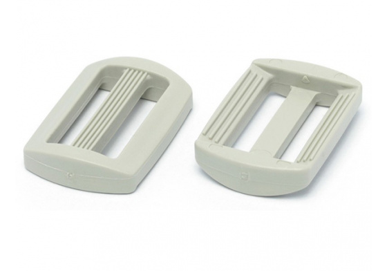 Plastové průvleky šíře 25 mm  P bílý