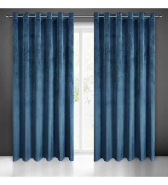 Jednobarevné závěs s průchodkami GRANAT 140x250 cm