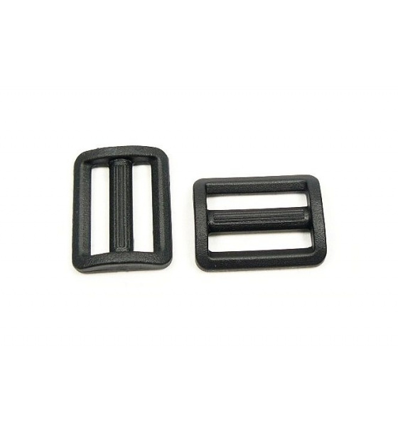 Plastové průvleky šíře 40 mm  P černý