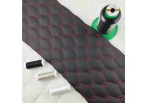 Ekokůže GEO barva černočervená prošívaná nitěmi  1,45  m x 0,8 m