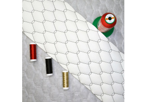 Ekokůže GEO barva Bílá prošívaná Černými nitěmi, metráž, 145 cm