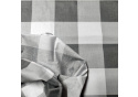 Tissu coton au métre couleur blanche carreaux gris 8 cm