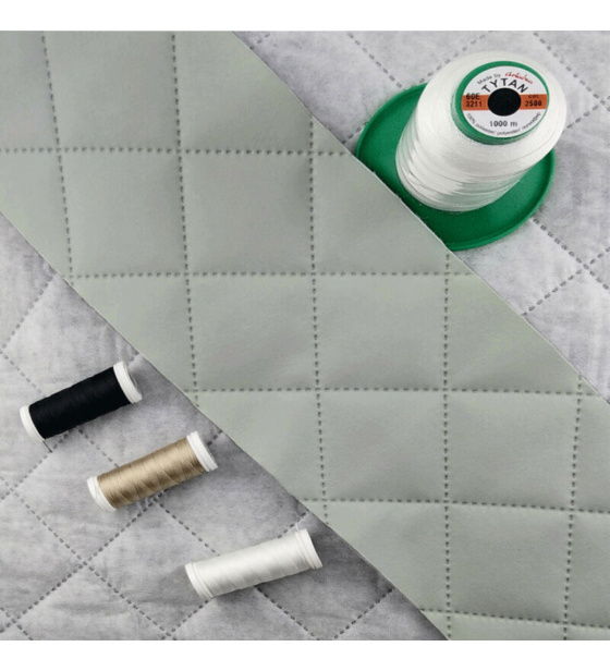 Ekokůže prošívaná ultrazvukem, barva světle šedá, metráž