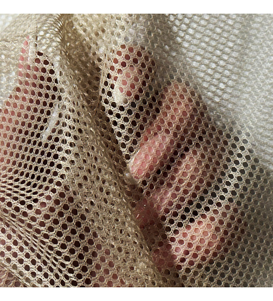 Síť polyesterová pro oblečení Béžová, oko 2x2mm