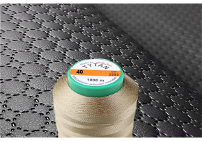 Šicí nitě TYTAN 40 1000 m béžová barva 2555