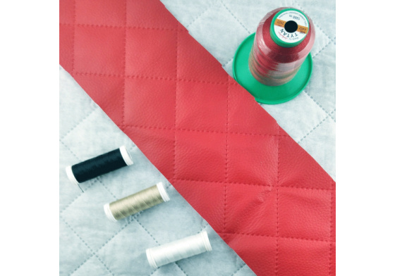 Ekokůže barva červená prošívaná, koženka metráž