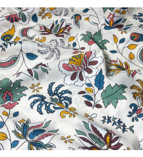 Bavlněná látka 100% bavlny, 125 g/m², šíře 160 cm, kytičky na bílém Bavlněná látka 100% bavlny, 125 g/m², šíře 160 cm, kytičky na bílém