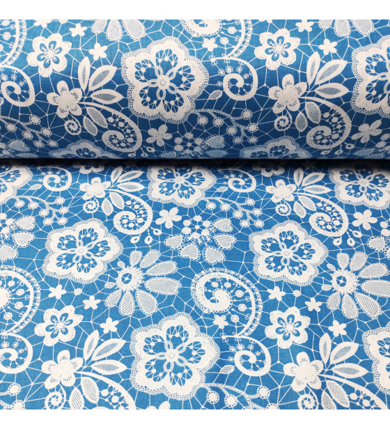 Dekorační dětská bavlněná látka vzor Krajka na modrém